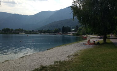 Vinho improvisado no Lago di Caldonazzo (Trento)