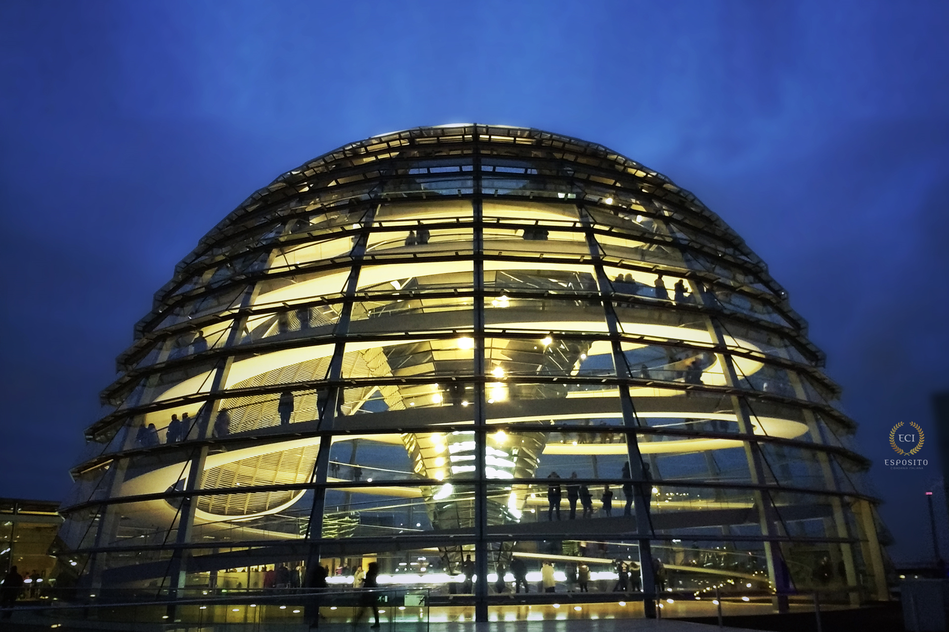 Cúpula do Parlamento Alemão (Berlim - Alemanha)